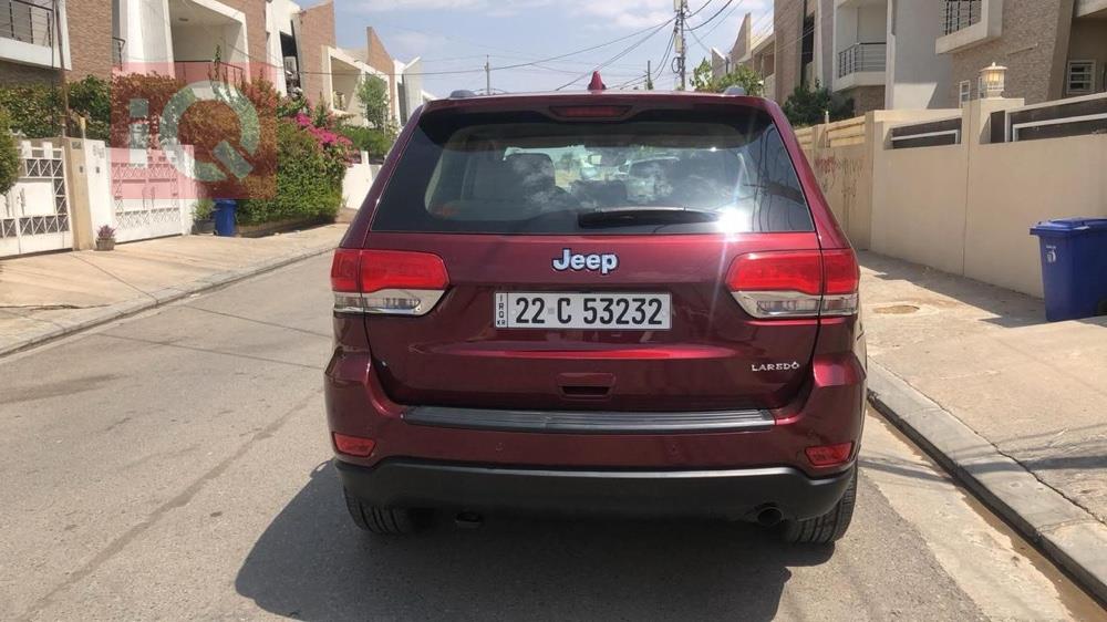 جیپ گراند شیرۆکی